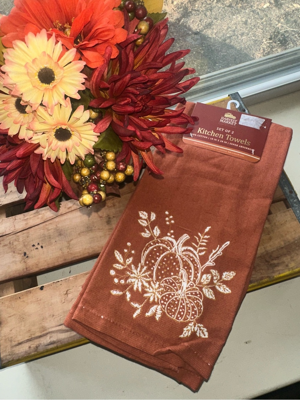 Harvest Market Pumpkin Print (2) Kitchen Towel Set ~ New